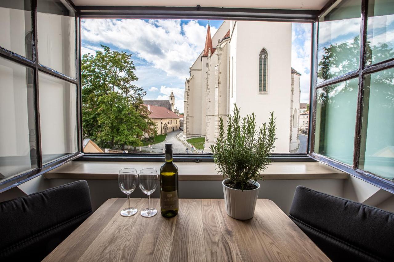 Apartmany Na Mikulasskem Namesti Znojmo Exterior foto